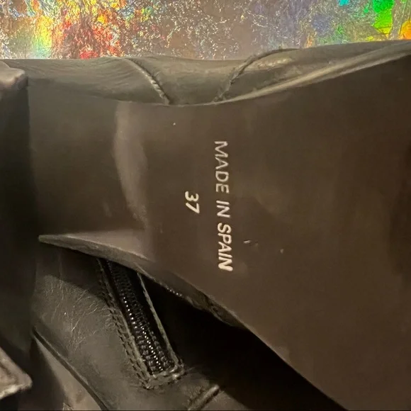 Jeffrey Campbell boots with Gold buckles. Size 7. Excellent condition! - Picture 12 of 14